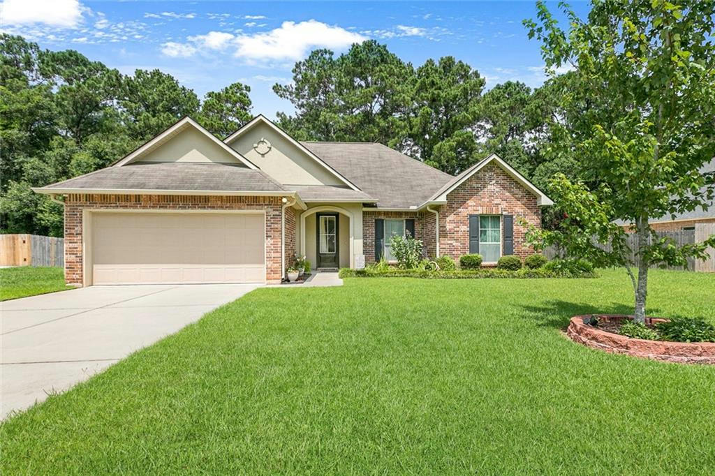 329 COCONUT PALM DR, MADISONVILLE, LA 70447, photo 1 of 16