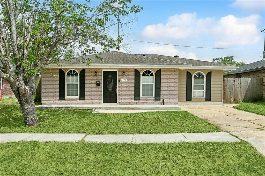 3772 W LOUISIANA STATE DR, KENNER, LA 70065, photo 1 of 17