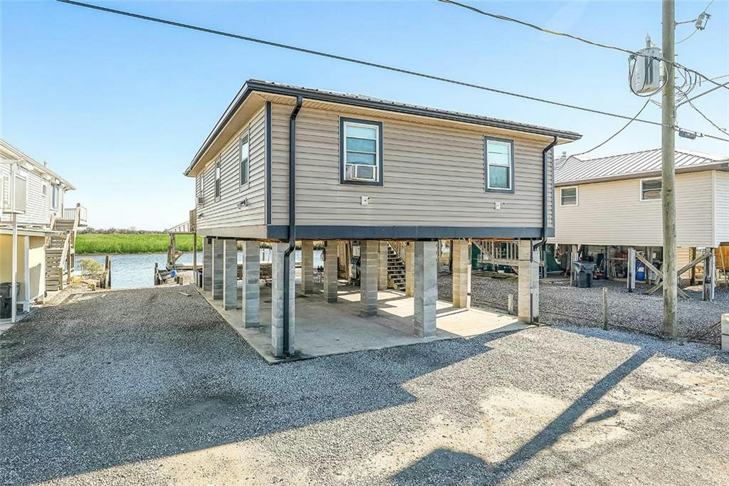 449 MARTIN LN, PORT SULPHUR, LA 70083, photo 1 of 19